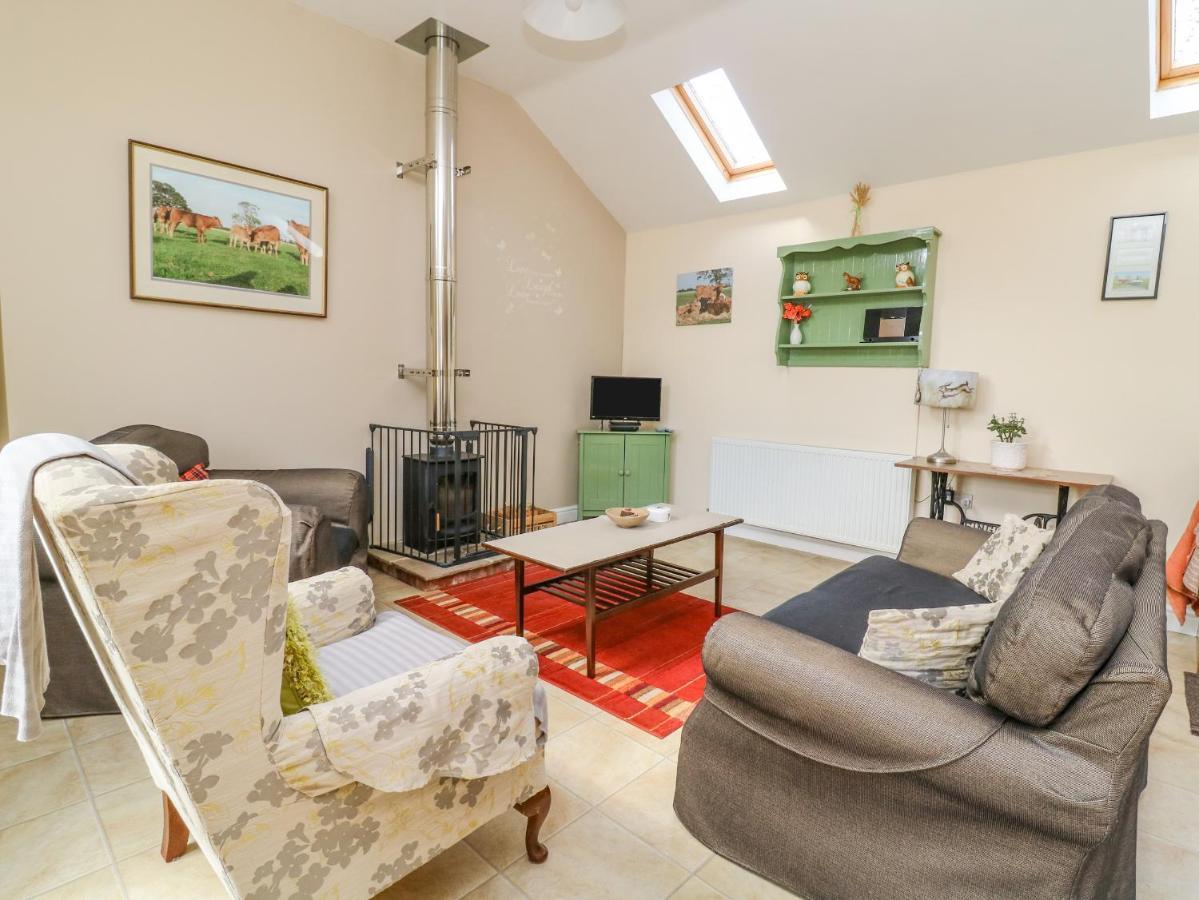 1 Pines Farm Cottages Ulleskelf Экстерьер фото