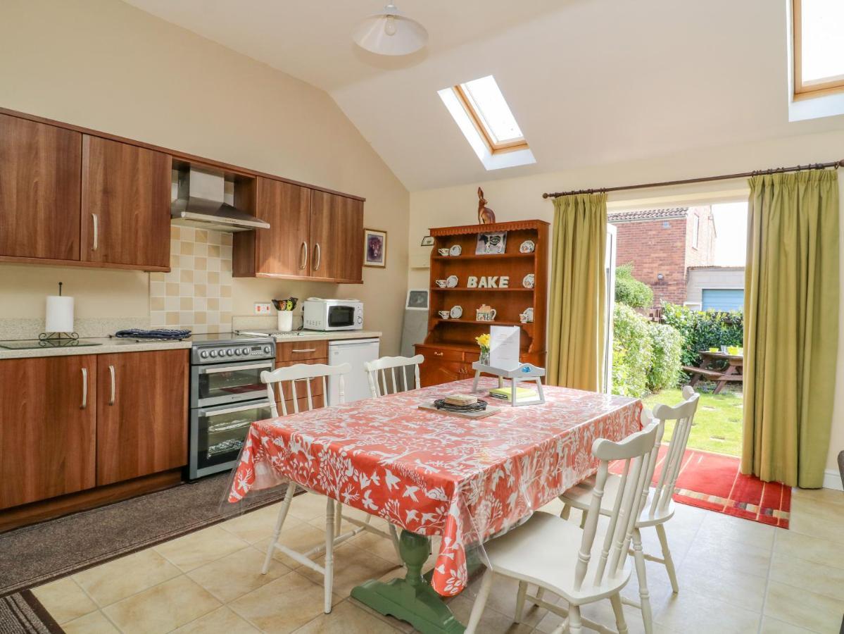 1 Pines Farm Cottages Ulleskelf Экстерьер фото
