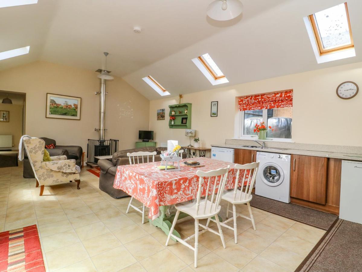 1 Pines Farm Cottages Ulleskelf Экстерьер фото