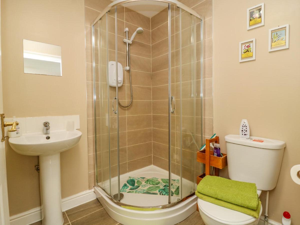 1 Pines Farm Cottages Ulleskelf Экстерьер фото