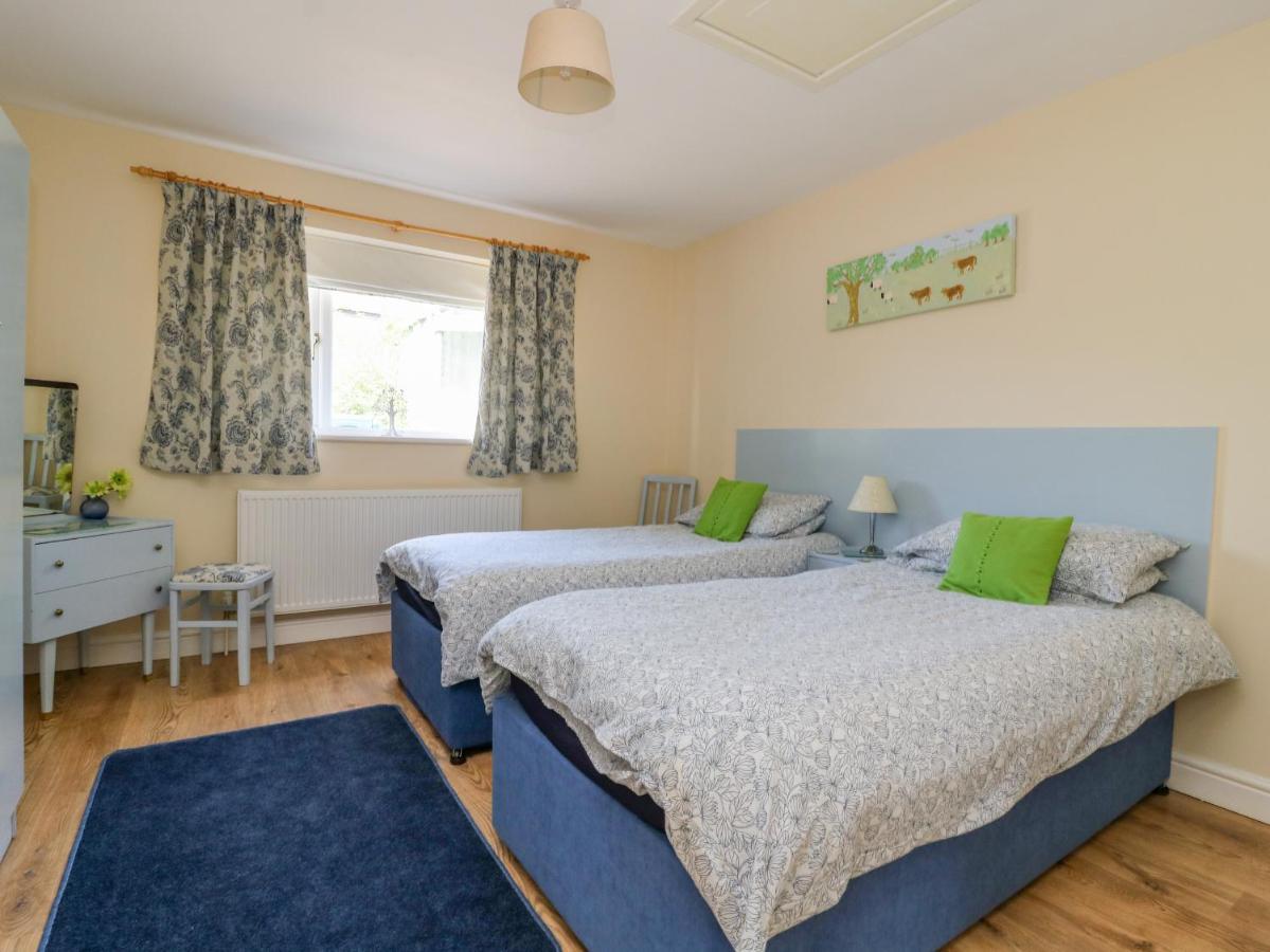 1 Pines Farm Cottages Ulleskelf Экстерьер фото