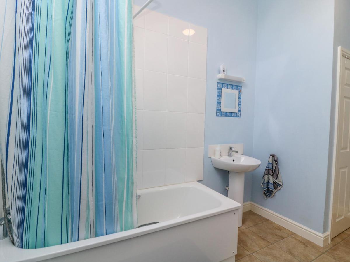 1 Pines Farm Cottages Ulleskelf Экстерьер фото